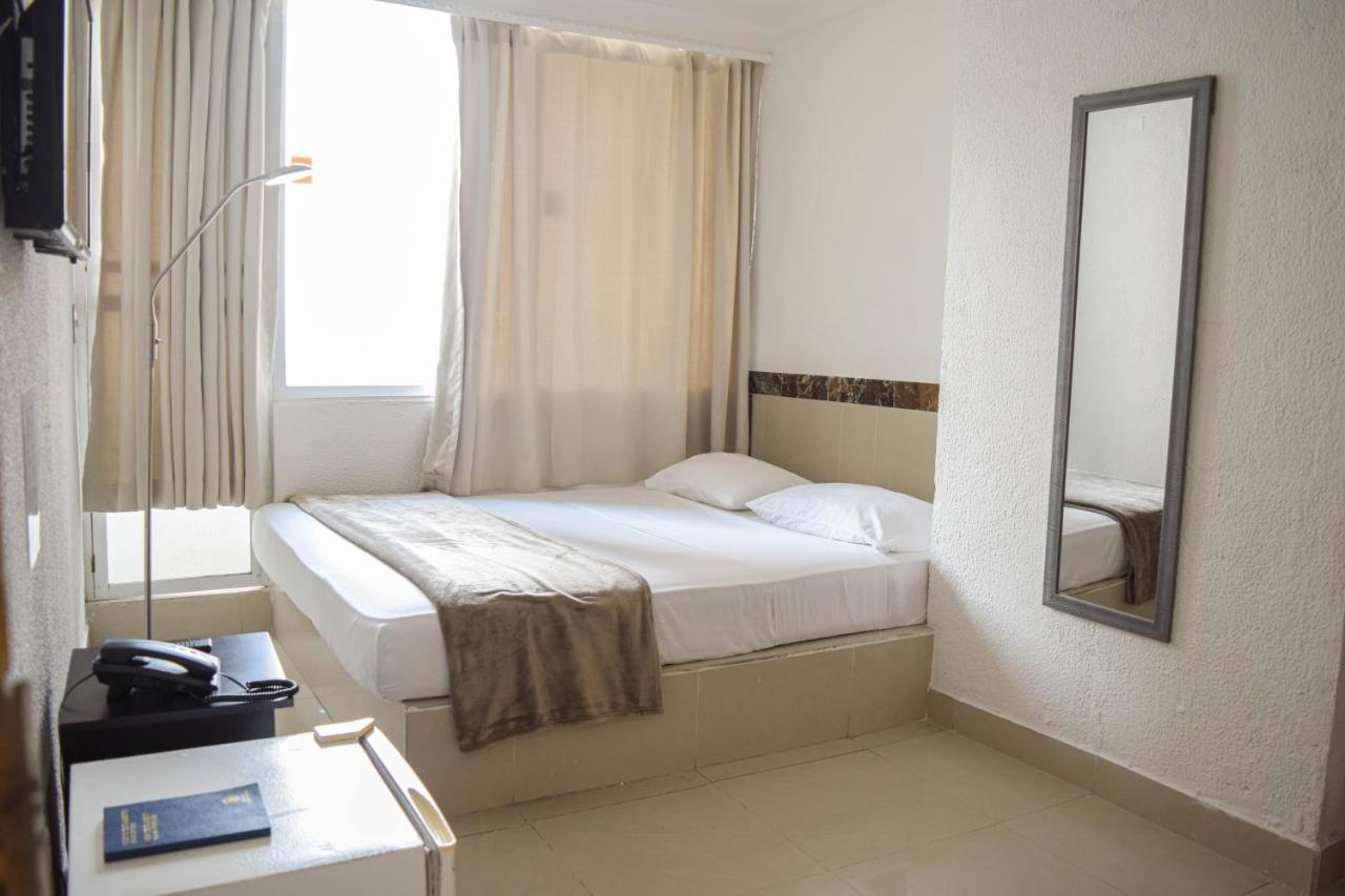 Hotel Cartagena Premium Экстерьер фото