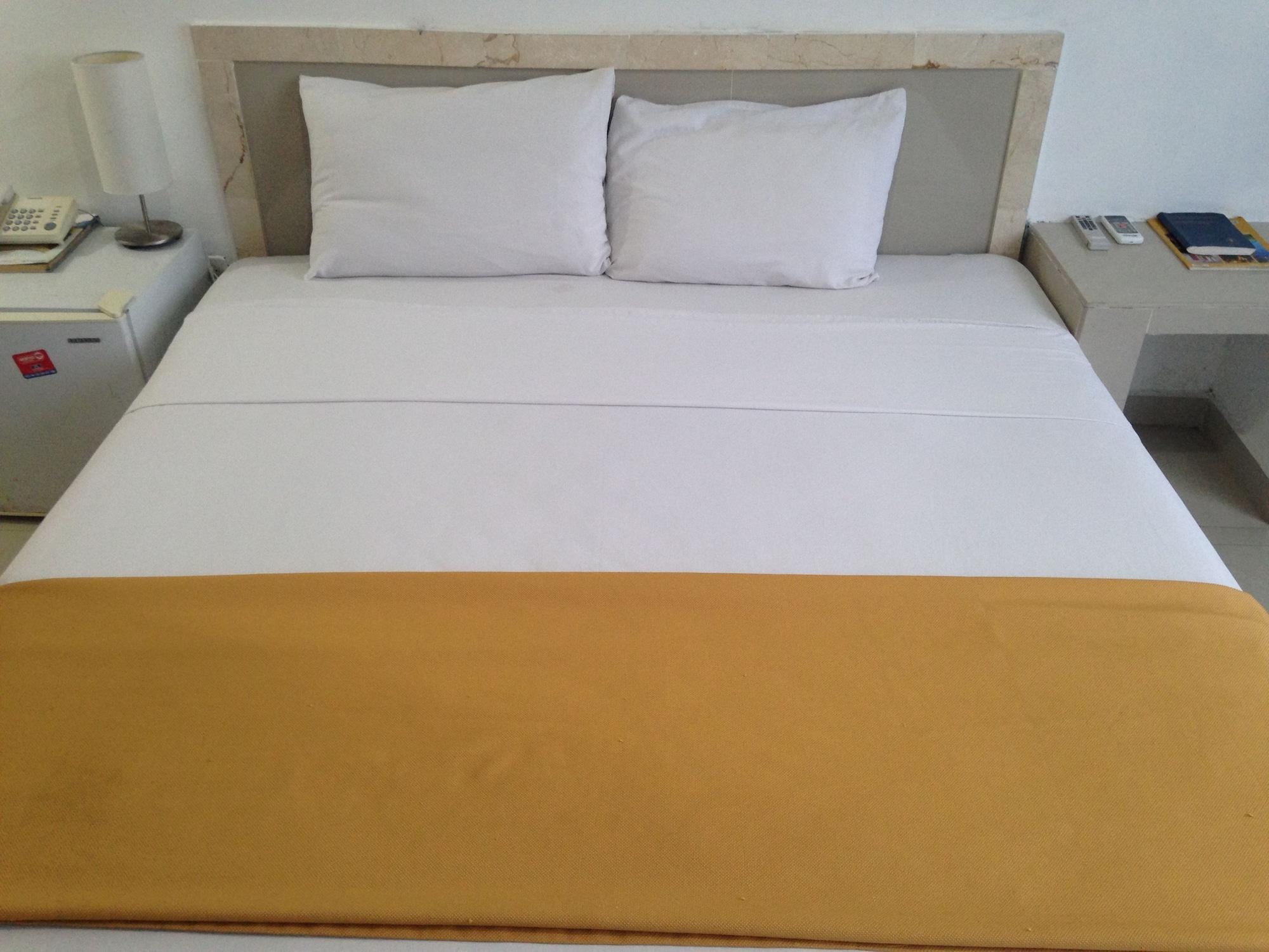 Hotel Cartagena Premium Экстерьер фото
