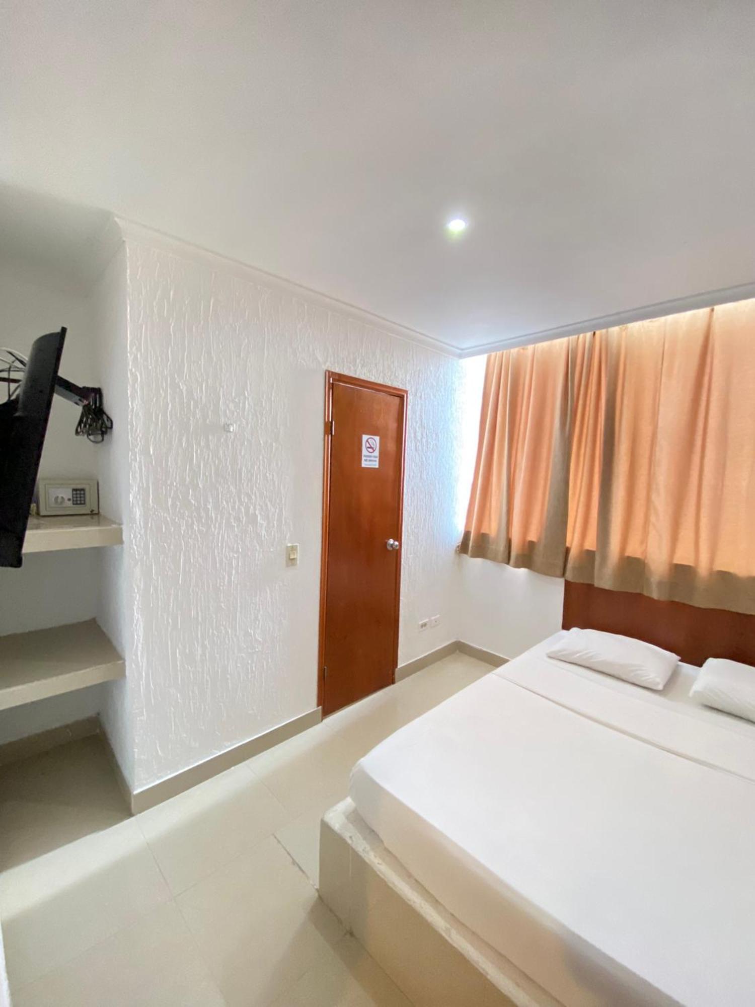 Hotel Cartagena Premium Экстерьер фото